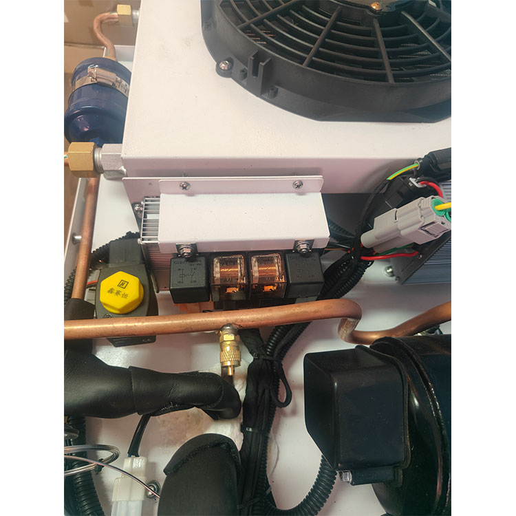 Rooftop 12V 24V AC 0 -18 Degre - Food Storage For review and price